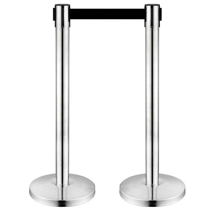 2 poteaux de guidage chromés à sangle rétractable noire 2 poteaux de guidage chromés à sangle rétractable noire