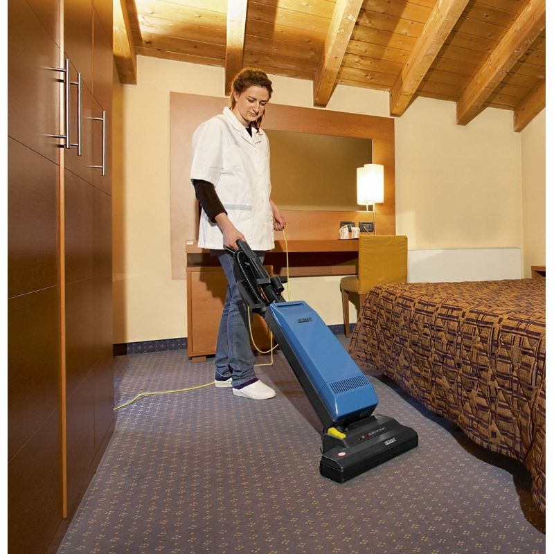 Aspirateur balai tapis et moquette à câble UP36-46