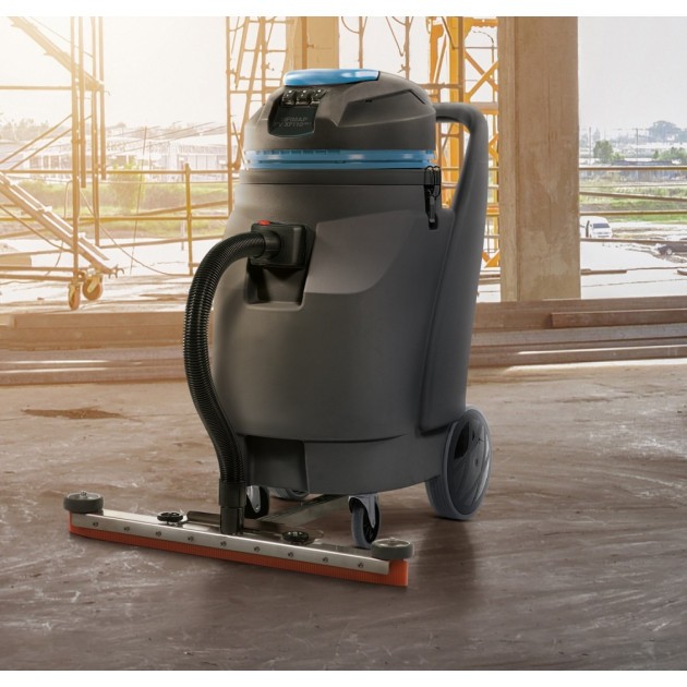 Aspirateur eau et poussières compact 3 moteurs FV XP110.3 WD