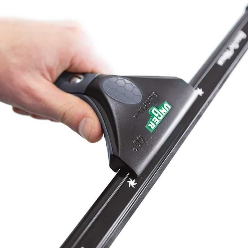 Raclette vitres en caoutchouc souple Ergo Tec Ninja 30°