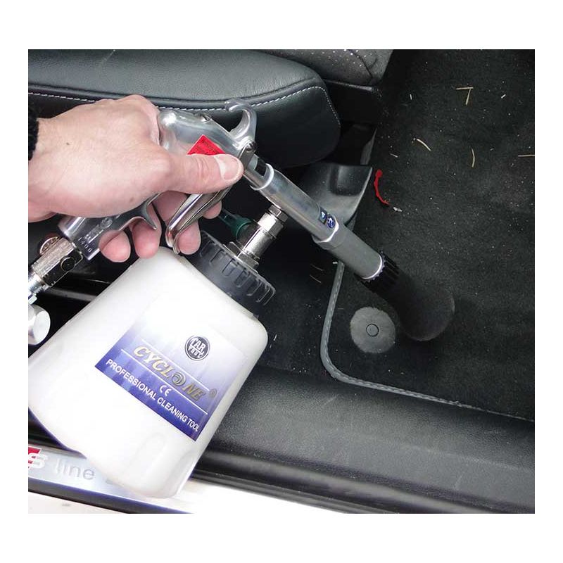 Nettoyage tapis voiture pistolet de nettoyage cyclone booster 2