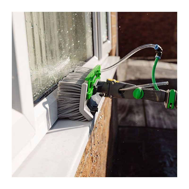 Brosse courbée nLite non fleurée