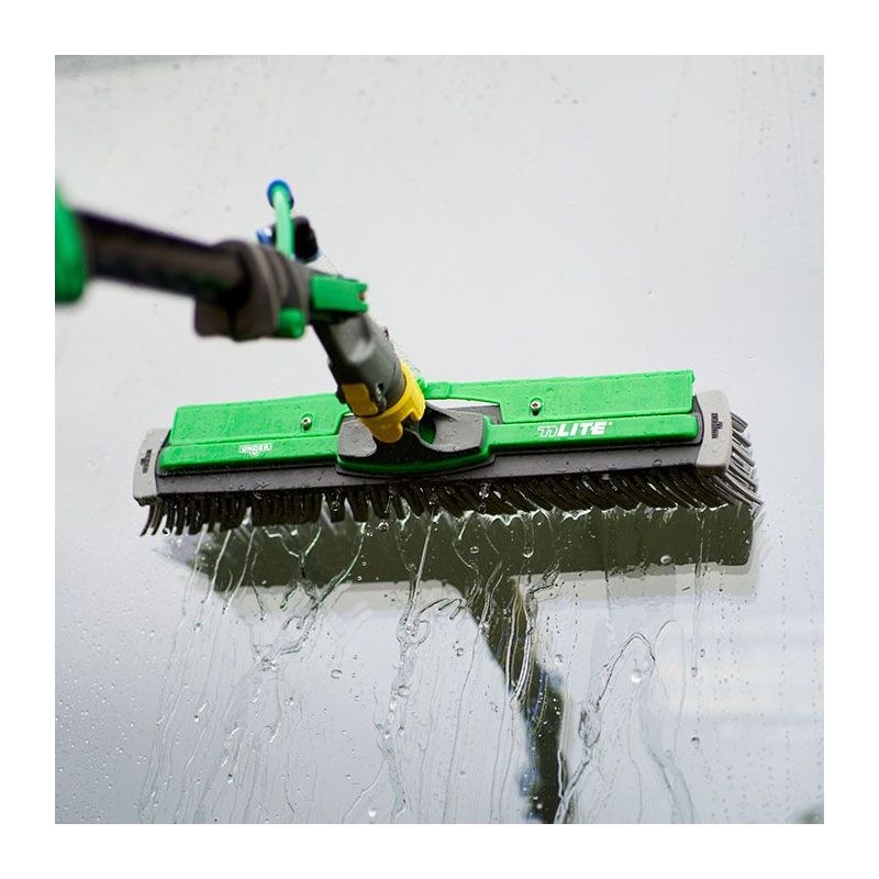 Brosse haute performance nLite non fleurée avec rampe de rinçage + swivel lock Brosse haute performance nLite non fleurée avec rampe de rinçage + swivel lock