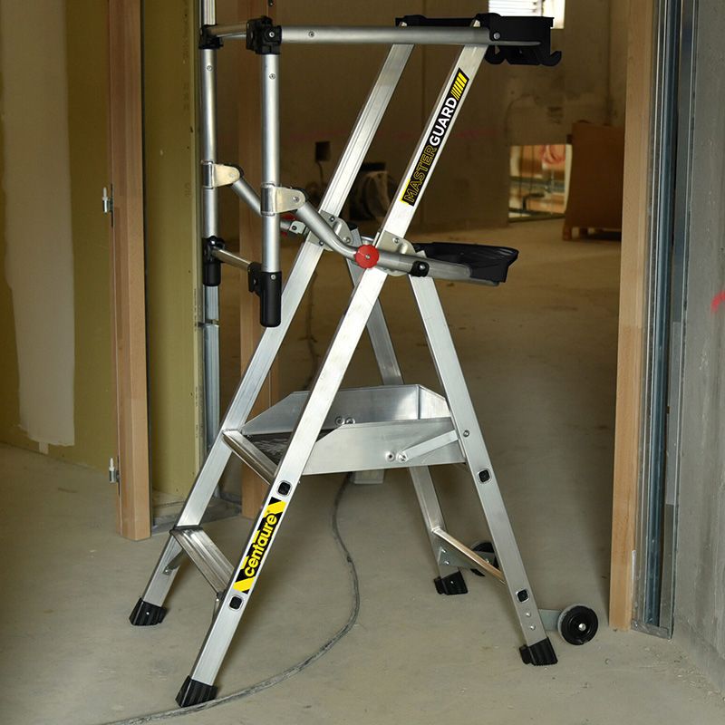 Plate forme individuelle roulante MASTERGUARD 2,50m visuel sur chantier vide Plate forme individuelle roulante MASTERGUARD 2,50m visuel sur chantier vide