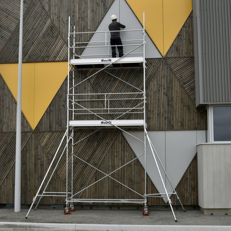 Echafaudage roulant professionnel ROLLSTAR 254 7m en situation