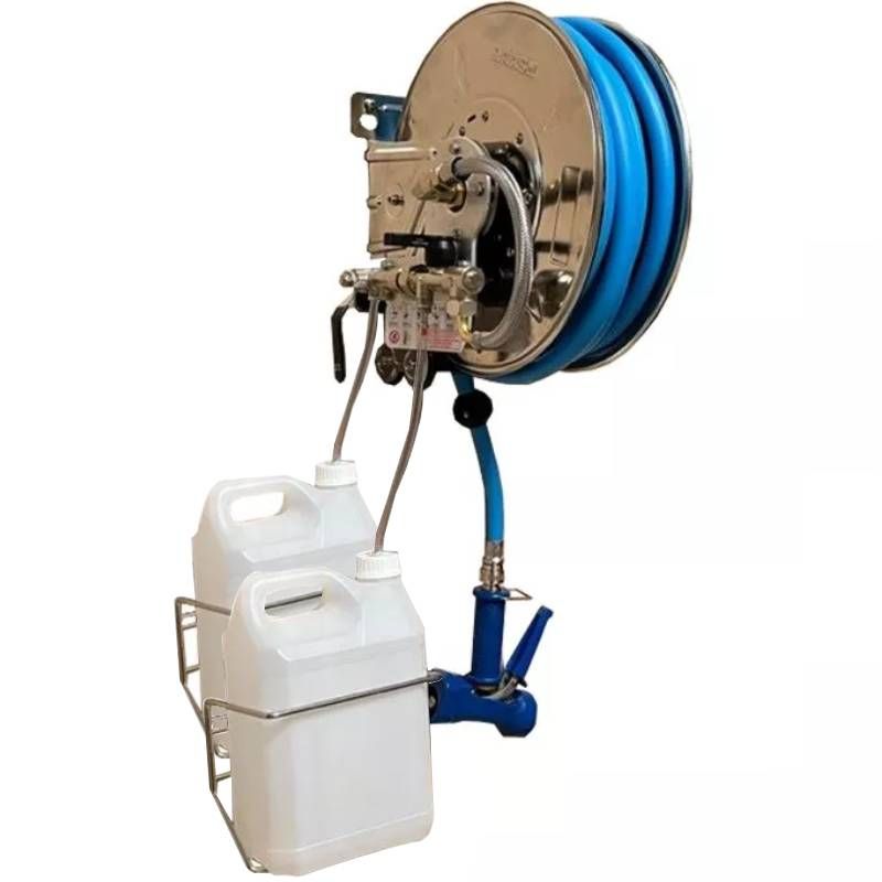 Enrouleur 15 mètres avec kit de dosage 2 produits