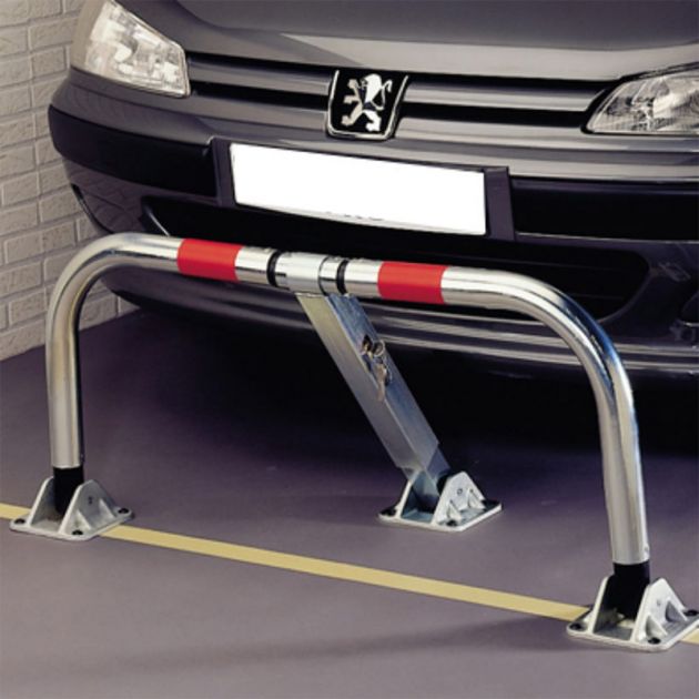 Barrière de parking 3 pieds système indéformable dépliée Barrière de parking 3 pieds système indéformable dépliée