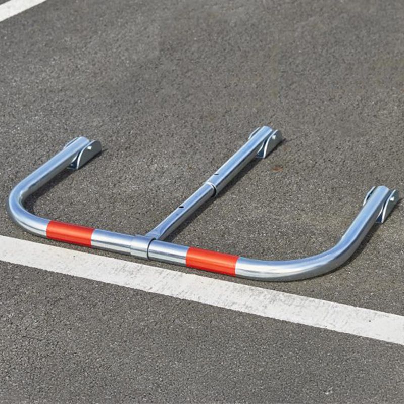 Barrière de parking 3 pieds rabattable "éco" pliée de face Barrière de parking 3 pieds rabattable "éco" pliée de face