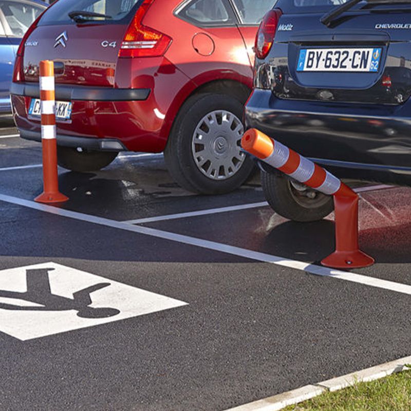 Poteau de signalisation à fixer "renforcé" demi plié Poteau de signalisation à fixer "renforcé" demi plié
