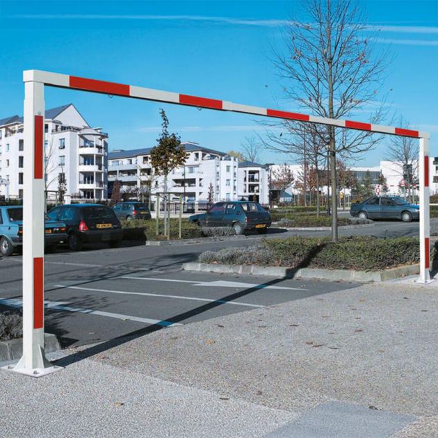 Portique universel fixe - sans tirant hauteur fixe 2200 mm - lg de 3850 à 5200 mm parking Portique universel fixe - sans tirant hauteur fixe 2200 mm - lg de 3850 à 5200 mm parking