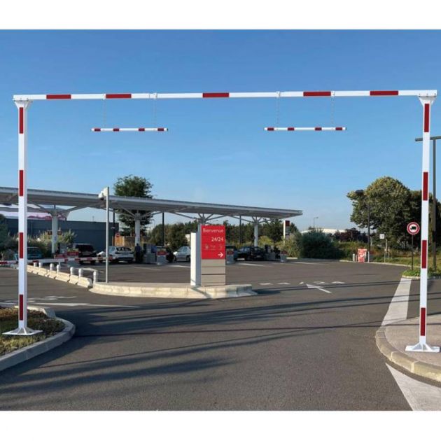 Portique de parking universel fixe réglable en largeur et hauteur Portique de parking universel fixe réglable en largeur et hauteur