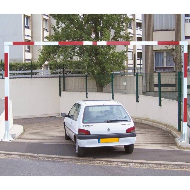 Portique universel fixe - sans tirant - hauteur fixe 4,50 m Portique universel fixe - sans tirant - hauteur fixe 4,50 m