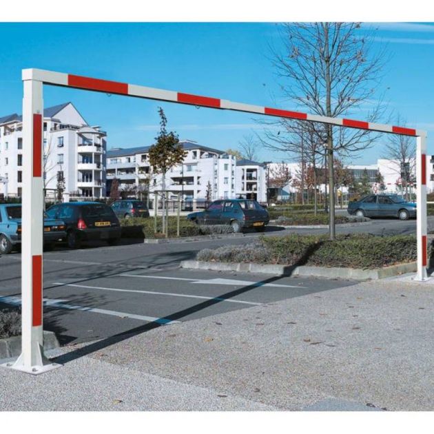 Portique universel fixe - sans tirant - hauteur fixe 4,50 m Portique universel fixe - sans tirant - hauteur fixe 4,50 m