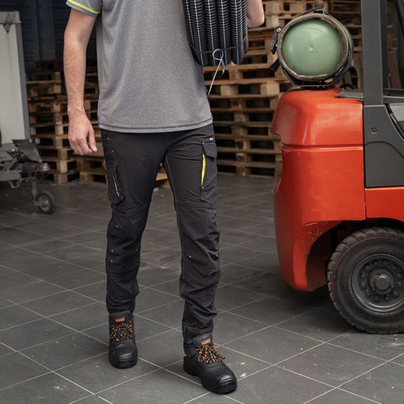 Pantalon cargo en ripstop léger extensible ambiance