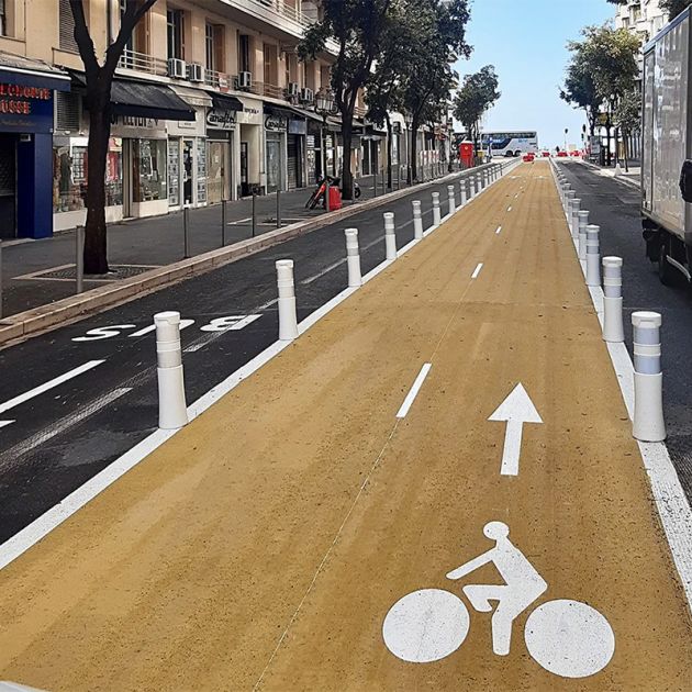 Peinture routière solvantée en couleur 7 kg piste cyclable