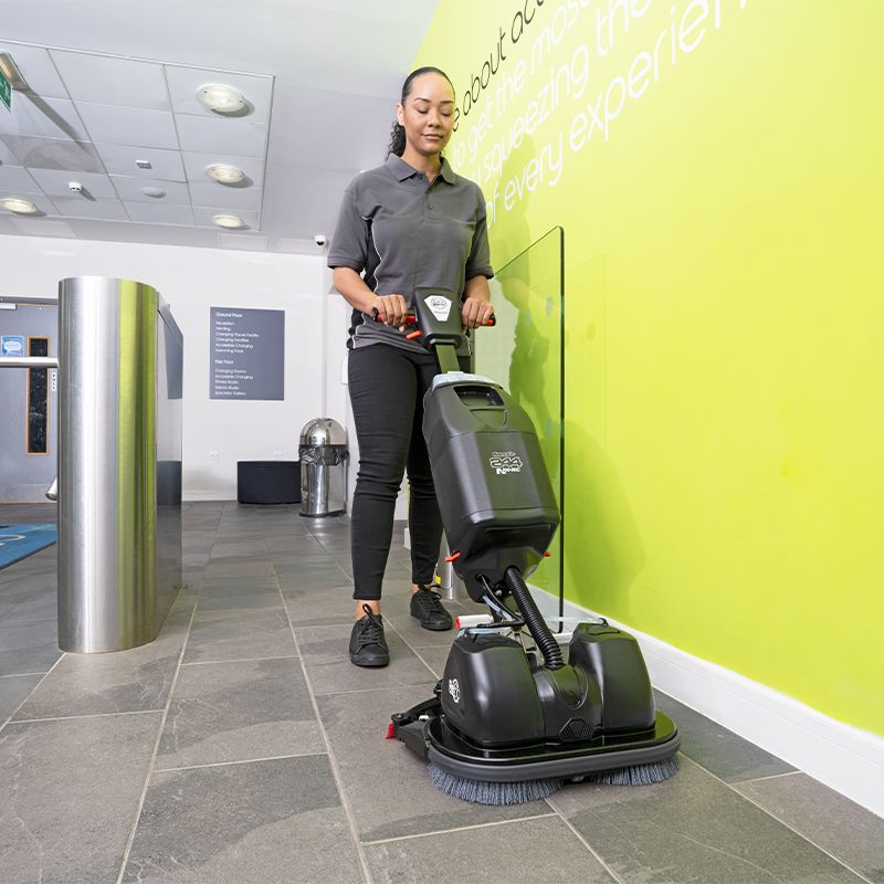 Autolaveuse compacte à batterie Numatic 244NX nettoyage