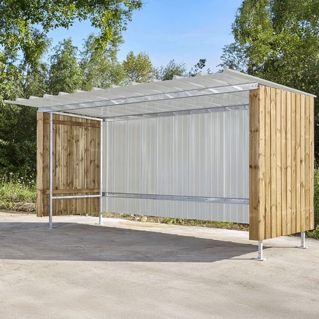 Abri extérieur à vélos-motos bardage en bois vide Abri extérieur à vélos-motos bardage en bois vide