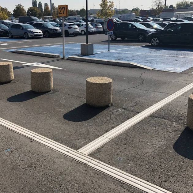 Bande de guidage extérieur adhésive en résine 3 nervures beige photo