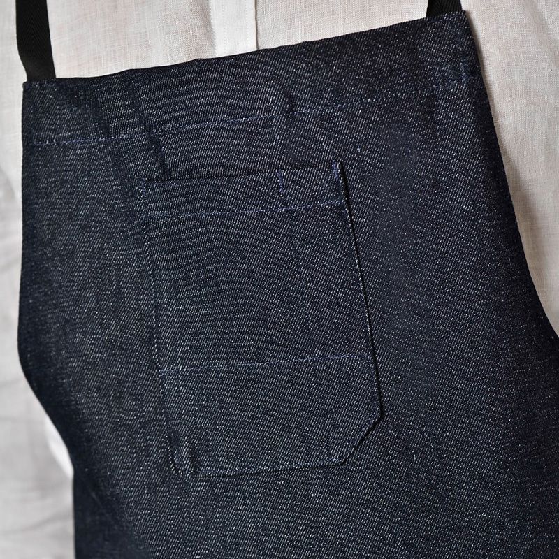 Tablier de travail en jean poche poitrine