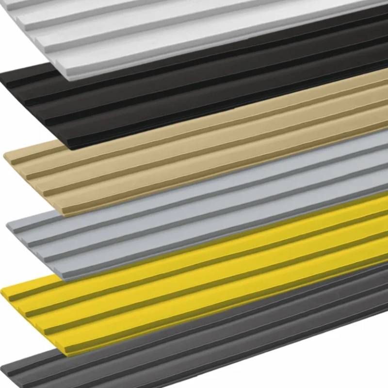 Bande de guidage intérieur adhésive en résine 22 x 100 cm