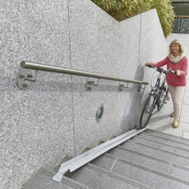 Extension pour rampe vélo escalier