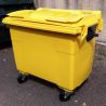Tourillon plastique pour conteneur poubelle 660/770 L photo