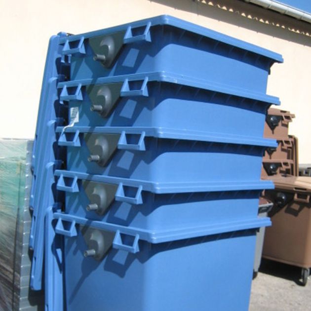 Tourillon plastique pour conteneur poubelle 1000 L photo 2