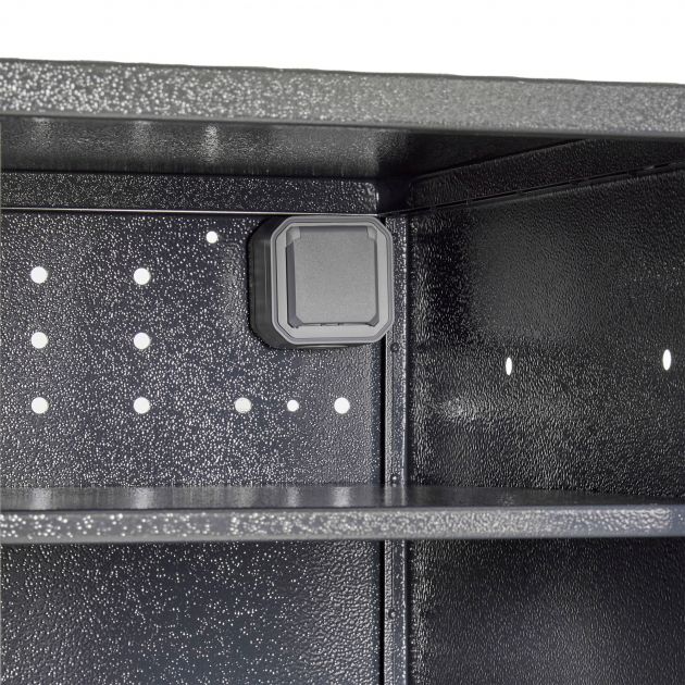 Casier pour trottinette électrique avec recharge prise