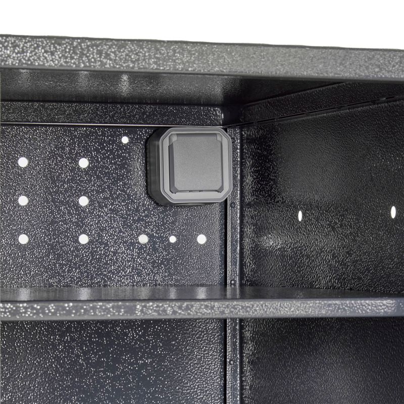 Casier pour trottinette électrique avec recharge prise