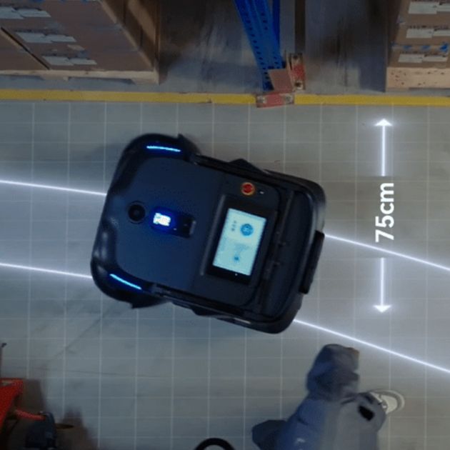 Balayeuse autonome grande capacité, conçue pour les grandes surfaces PUDU MT1 vue d'en haut