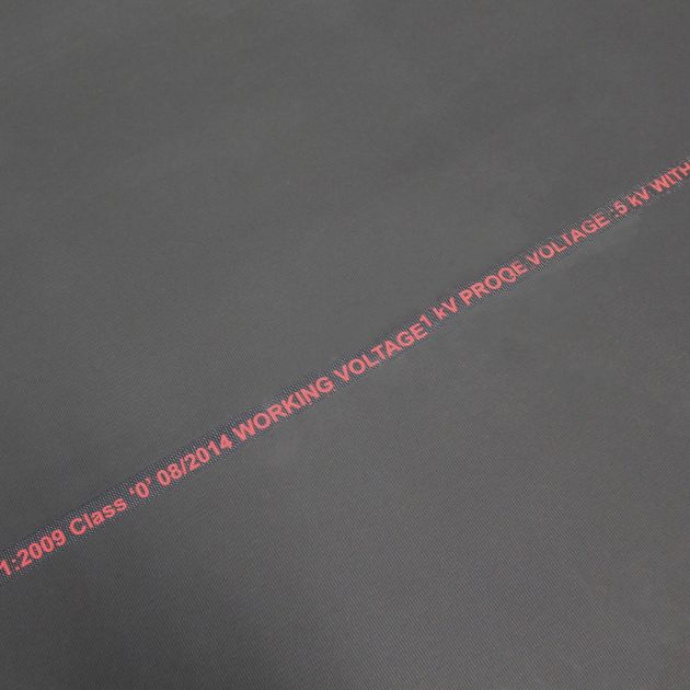 Tapis protégeant contre les choques électriques classe 0 zoom matière