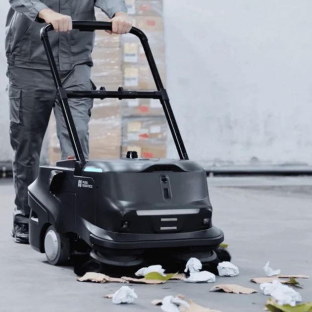 Robot balayeuse autonome PUDU MT1