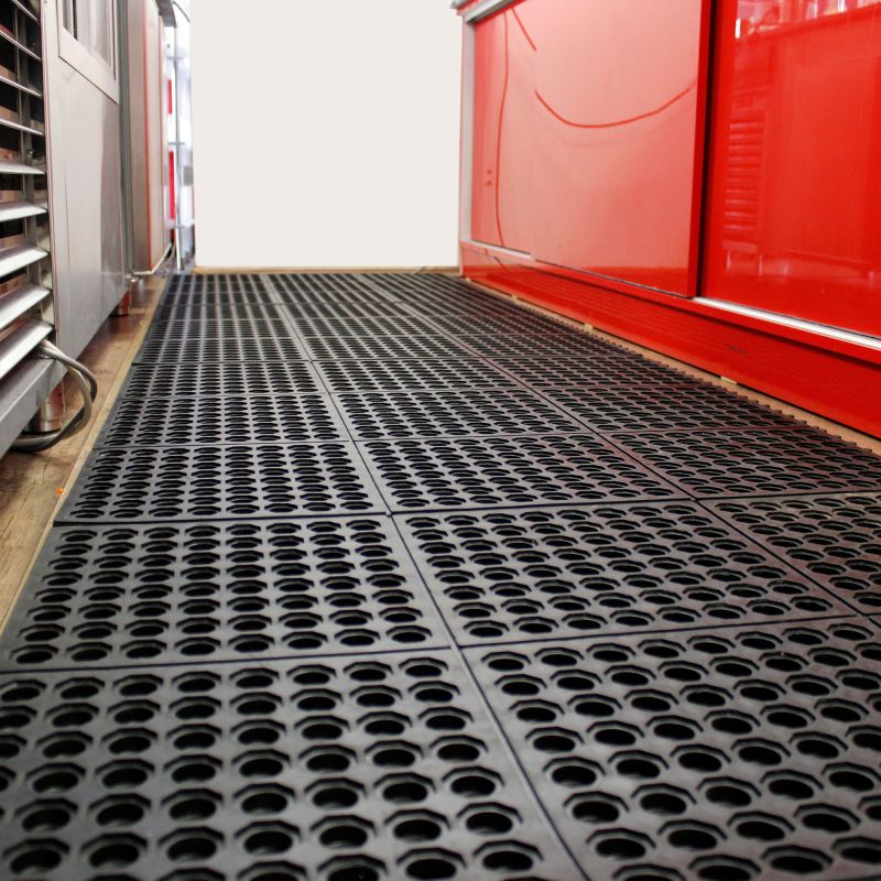 Dalle perforée 0,9 m avec épaisseur 18 mm ambiance