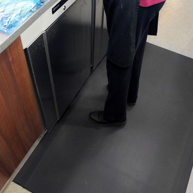 Tapis orthomat ultimate 15 mm noir sur mesure cuisine