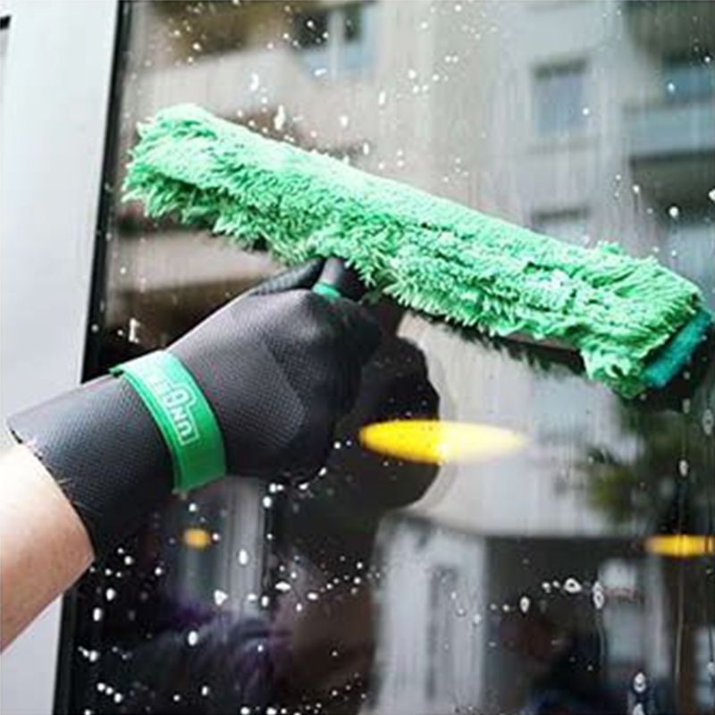 Gant néoprene hiver vitrier en situation