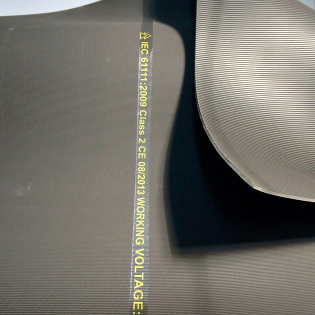 Tapis protégeant contre les choques électriques classe 2 sur mesure marquage ambiance