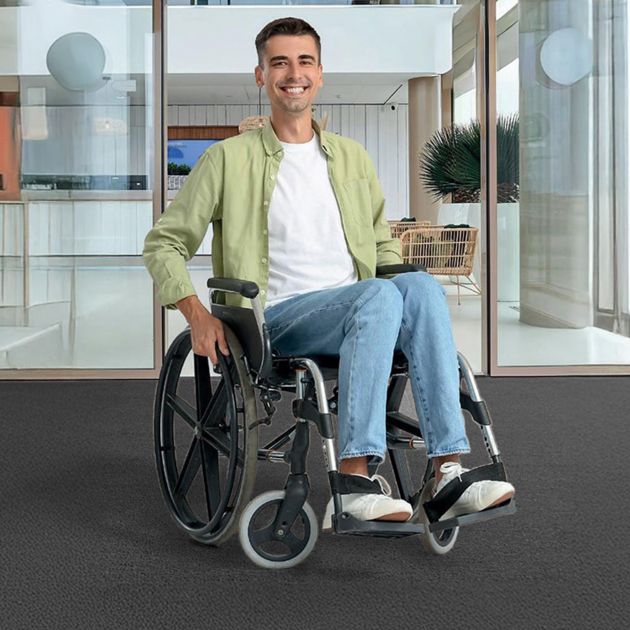 Tapis coco Dencity sur mesure gris ambiance