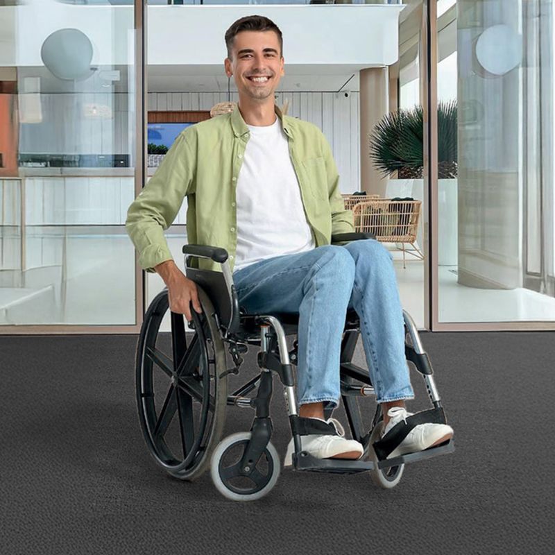 Tapis coco Dencity sur mesure gris ambiance