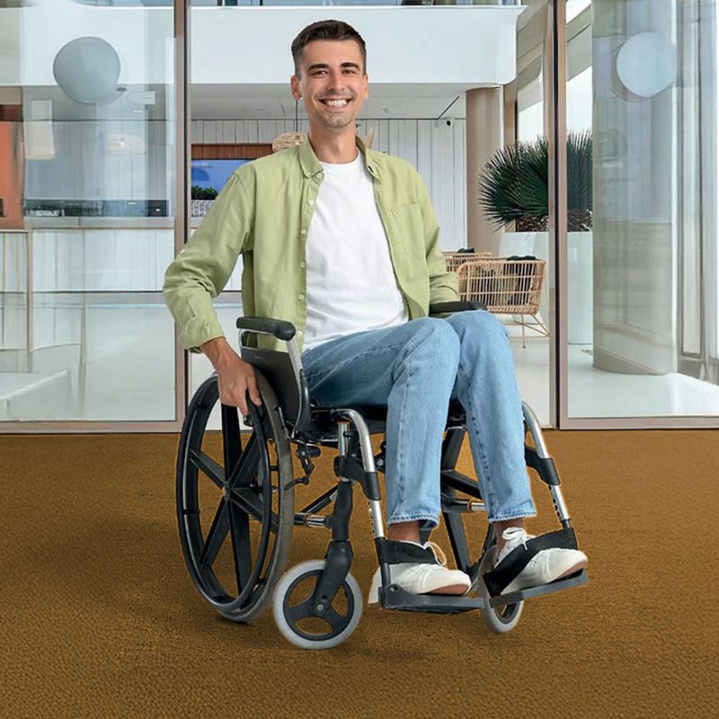 Tapis coco Dencity sur mesure marron ambiance