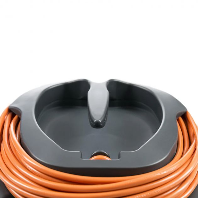 Aspirateur silencieux Aero 8 cable