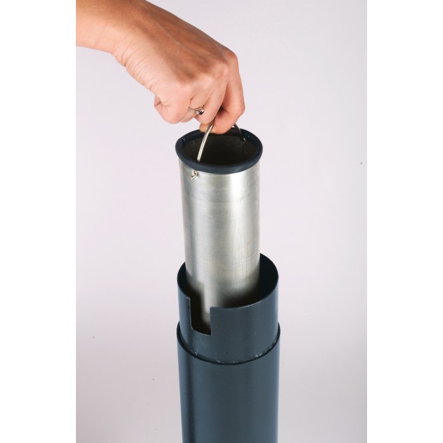 Cendrier sur pied tubulaire PROBBAX - SEAU INTERIEUR Cendrier sur pied tubulaire PROBBAX - SEAU INTERIEUR