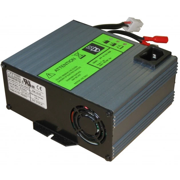 Chargeur embarqué CT15