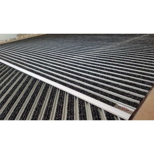 Tapis insert textile avec rampes en aluminium normes PMR ERP à la découpe sur mesure