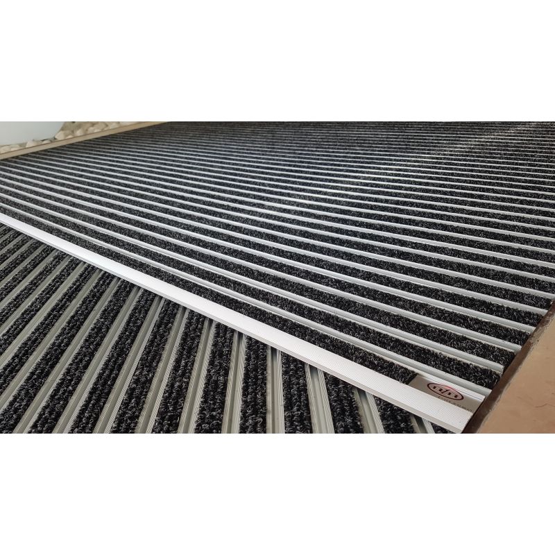 Tapis insert textile avec rampes en aluminium normes PMR ERP à la découpe sur mesure