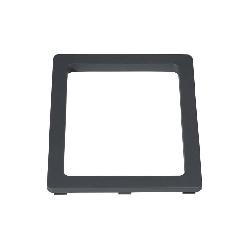 Ouverture rectangulaire pour poubelle de tri sélectif