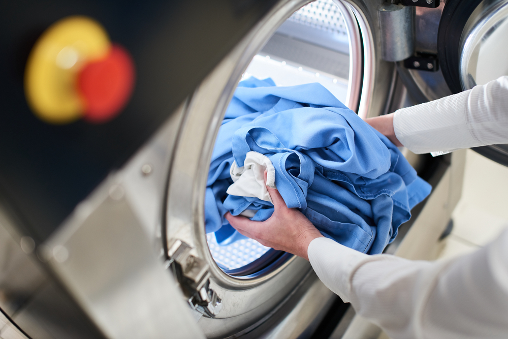Nettoyer vêtements de travail lessive professionnelle