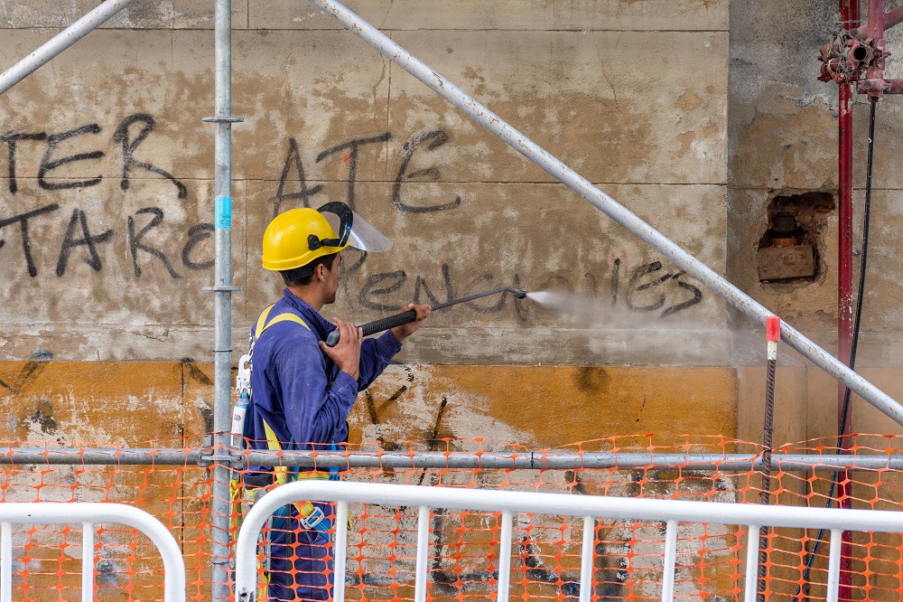 Comment nettoyer graffiti comme un pro ?