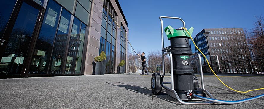 machine de nettoyage à l'eau pure