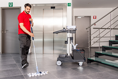 equipement nettoyage ecole