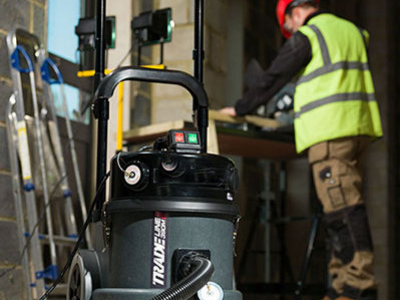 Quel aspirateur professionnel poussières dangereuses ? Le guide complet 2025